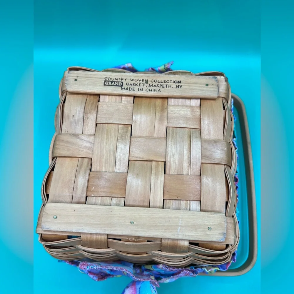 Fabric Lined Wicker Rattan Easter Basket